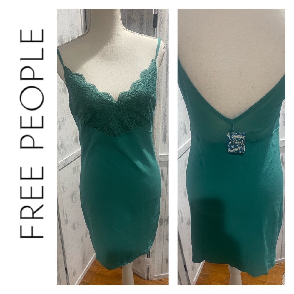 Free People - Picture 3 of 11